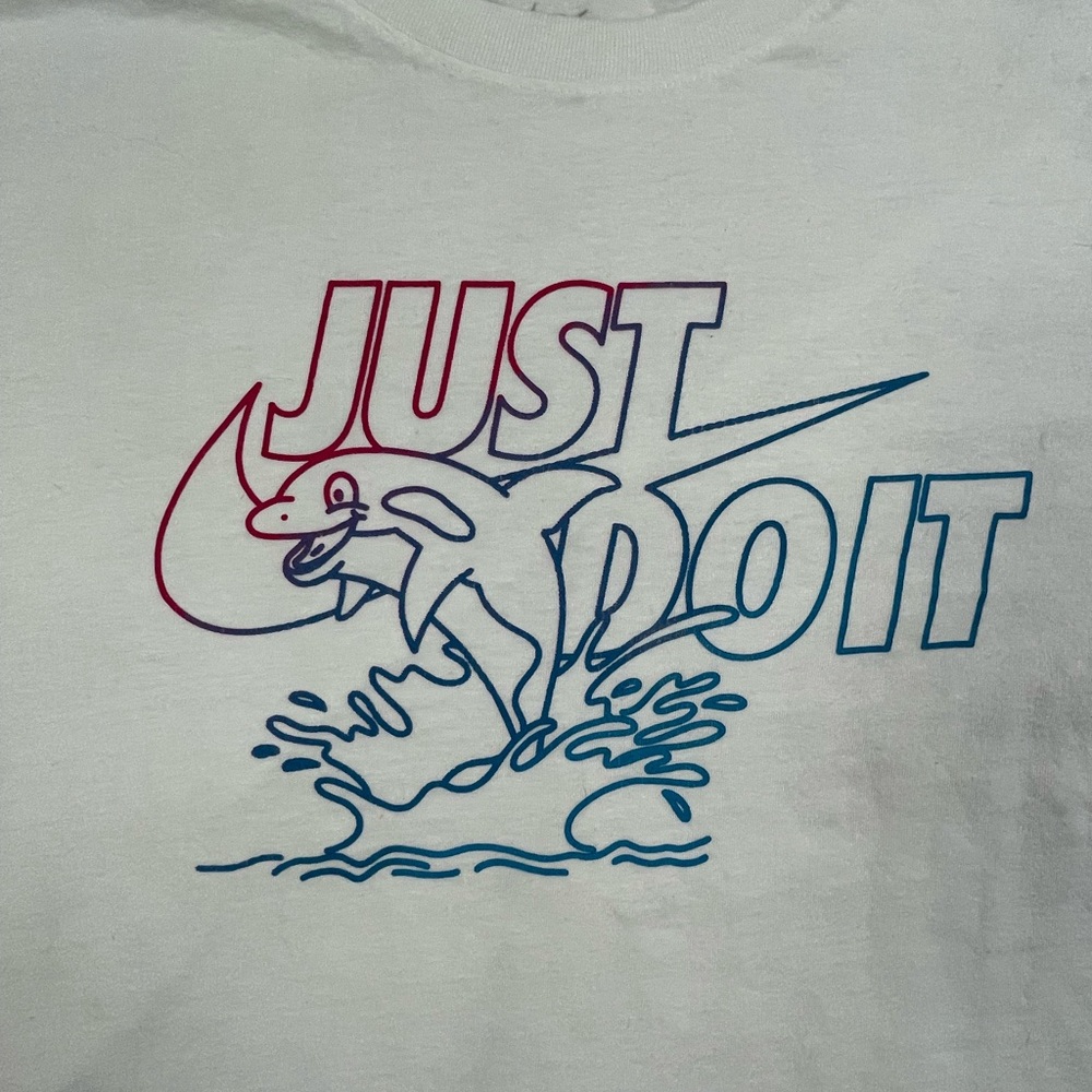 Nike Just Do It Dolphin Tee in White and Blue Mens Large